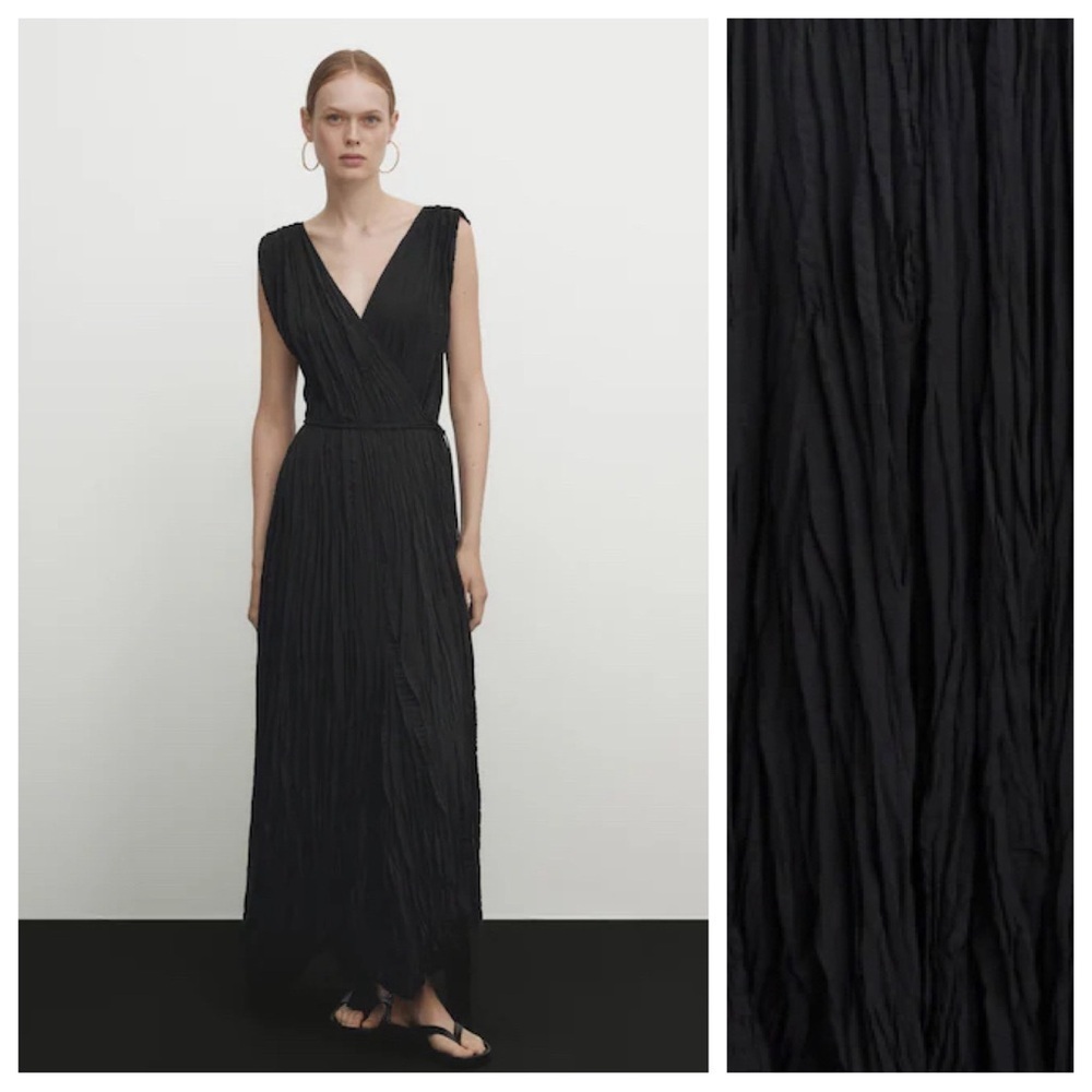 NWT. Massimo Dutti Black Pleated Wrap Dress with V-neckline. Size XS